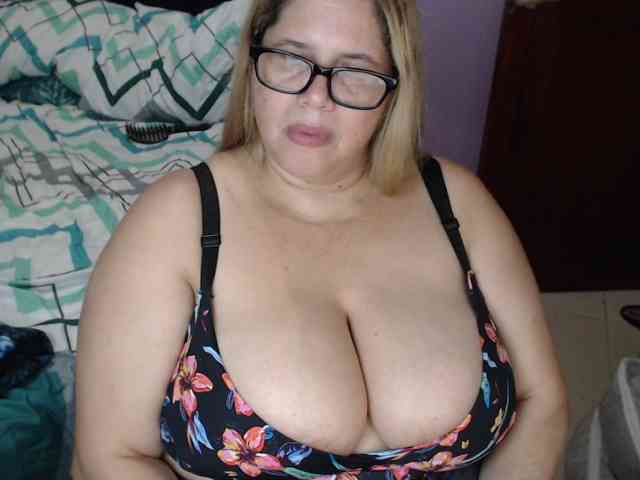 ElizabethTaylor8 webcam