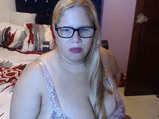 ElizabethTaylor8 webcam