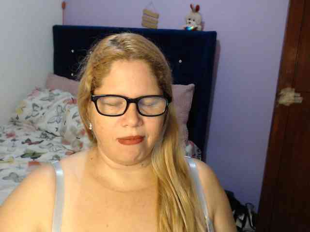 ElizabethTaylor8 webcam