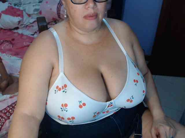 ElizabethTaylor8 webcam