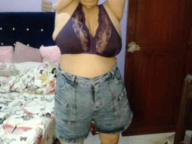 ElizabethTaylor8 webcam