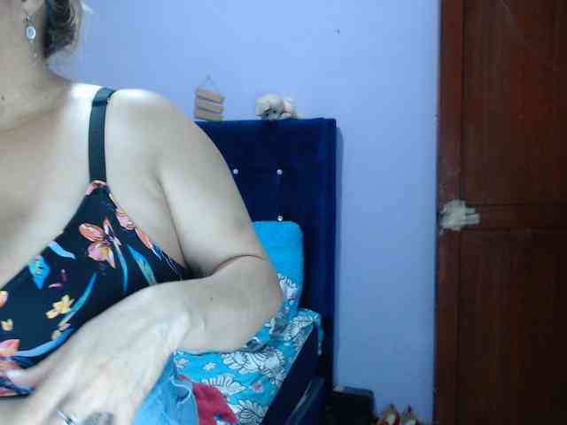 ElizabethTaylor8 webcam