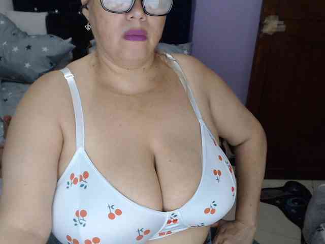 ElizabethTaylor8 webcam
