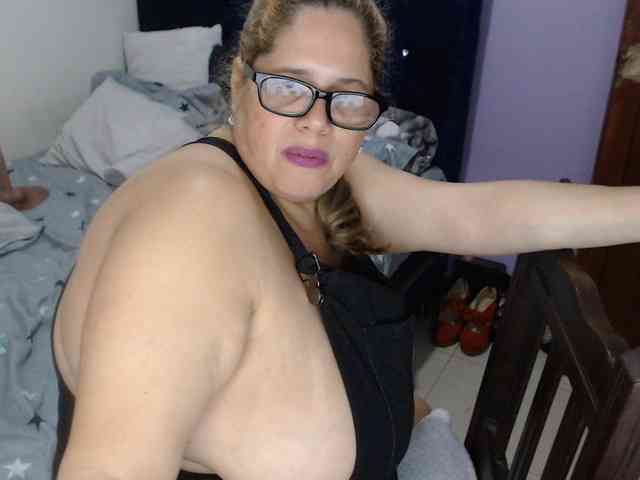 ElizabethTaylor8 webcam