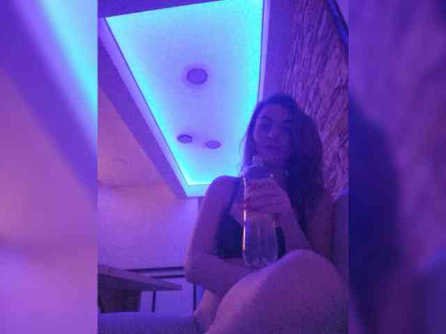 Aleksandra-11 webcam