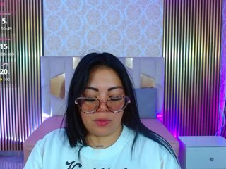 martina-tay