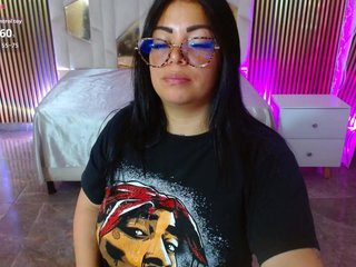martina-tay