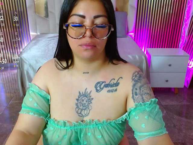 martina-tay