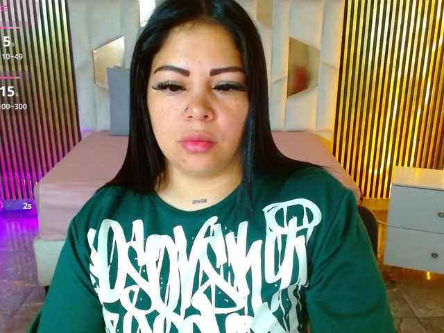 martina-tay live cam on BongaCams