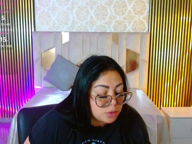 martina-tay