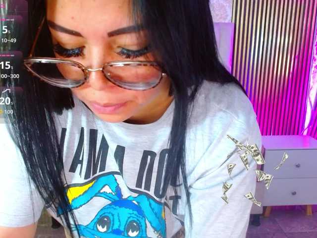 martina-tay