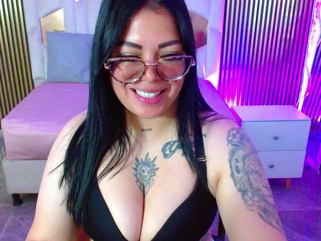 martina-tay
