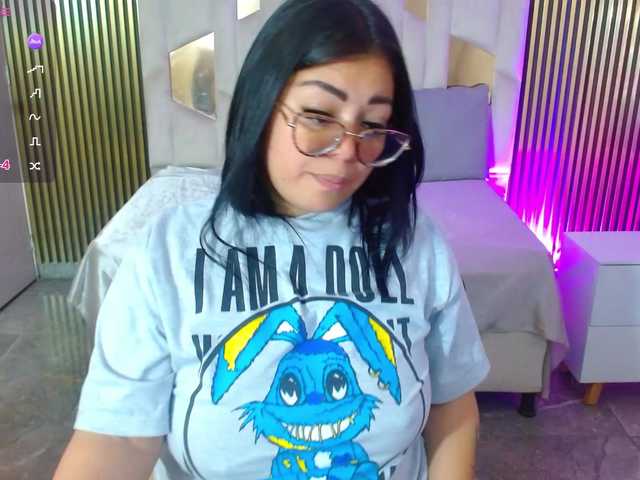 martina-tay