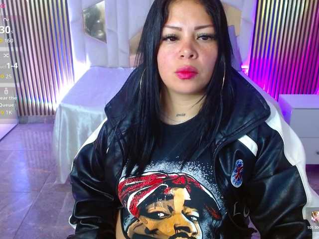 martina-tay's BongaCams show and profile