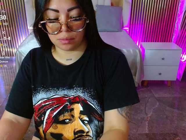 martina-tay