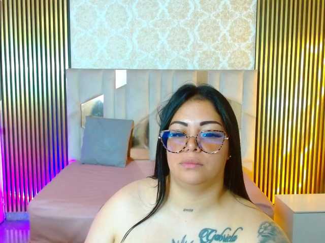 martina-tay