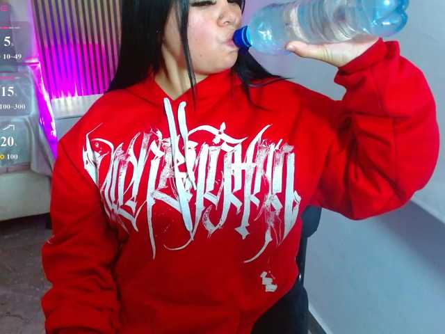 martina-tay live cam on BongaCams