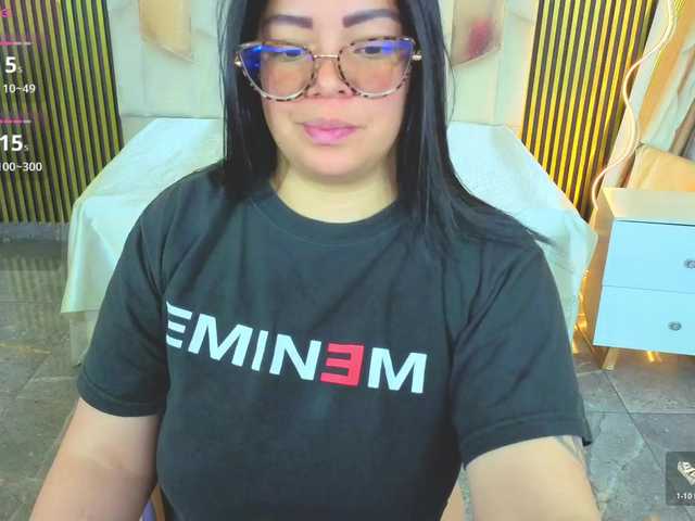 martina-tay live cam on BongaCams