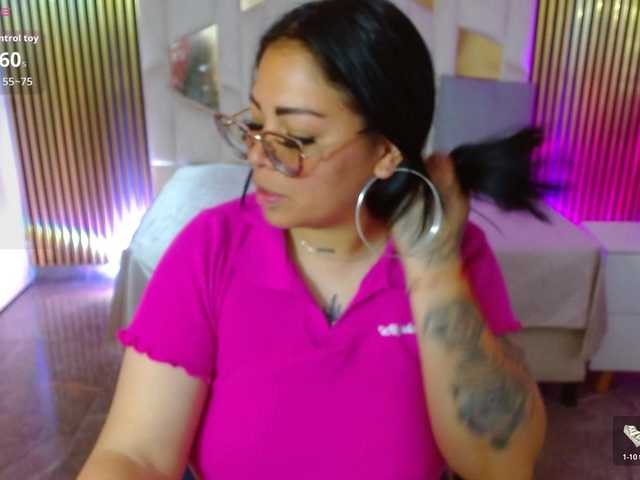 martina-tay
