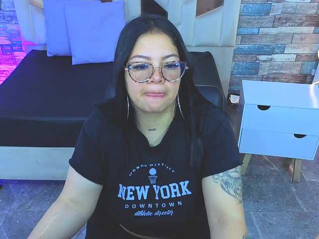 martina-tay