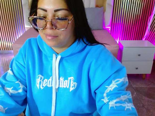 martina-tay
