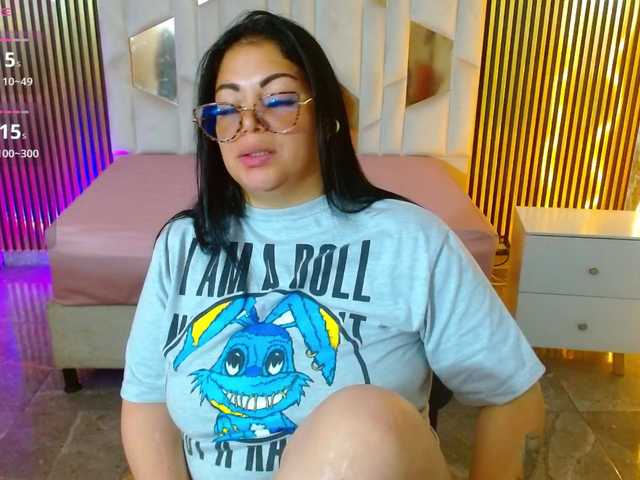 martina-tay live webcam show