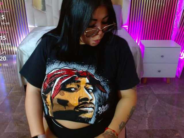 martina-tay