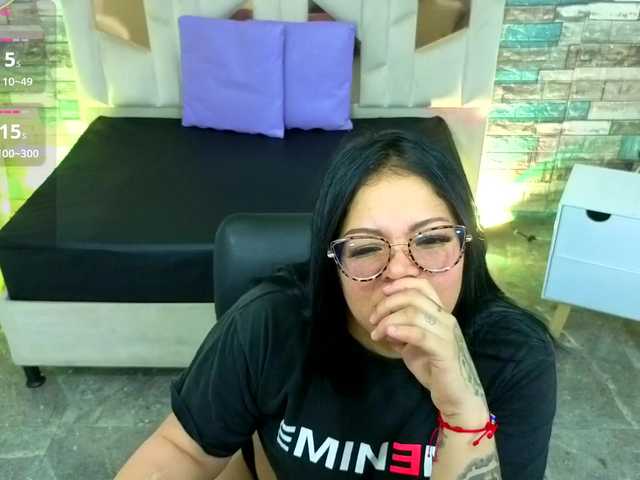 martina-tay live cam on BongaCams