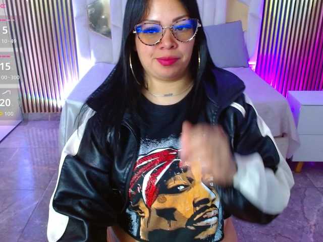 martina-tay's BongaCams show and profile