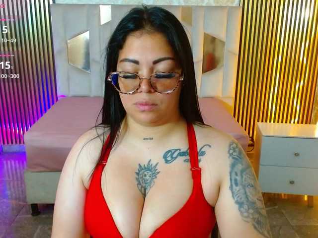 martina-tay live webcam show