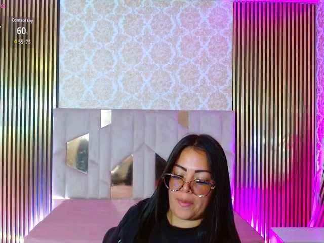 martina-tay