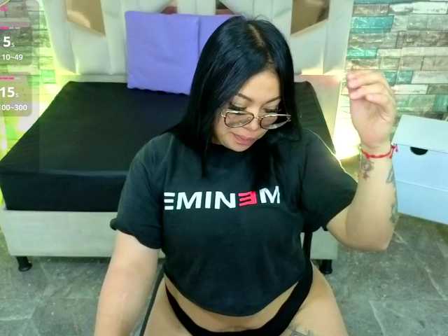 martina-tay live cam on BongaCams