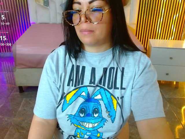 martina-tay