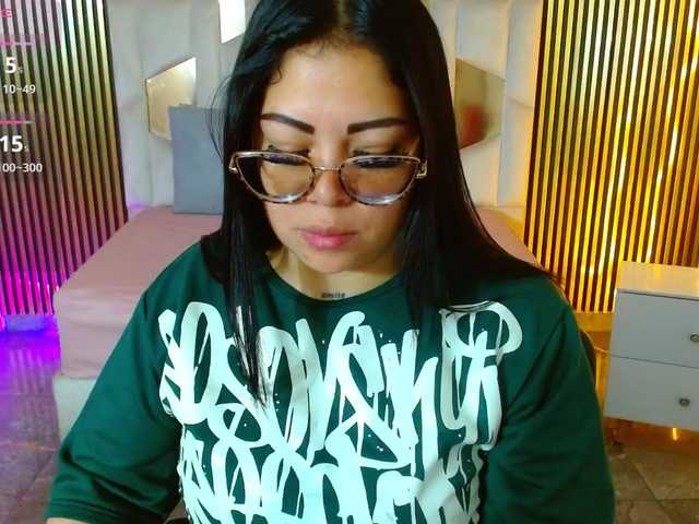 martina-tay