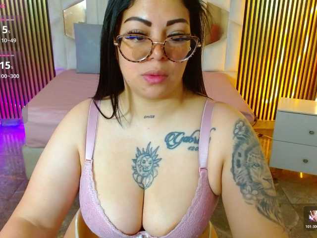 martina-tay live webcam show