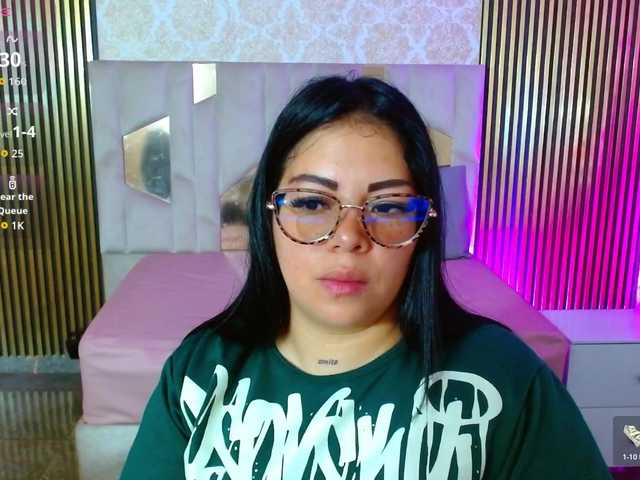 martina-tay