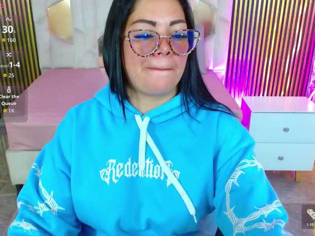 martina-tay