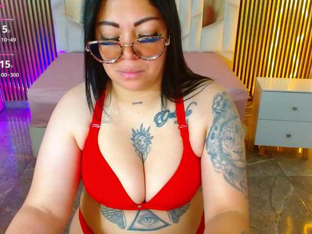 martina-tay