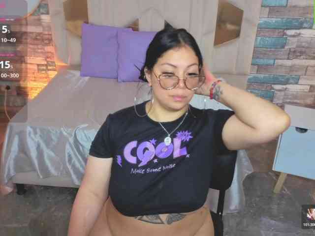 martina-tay