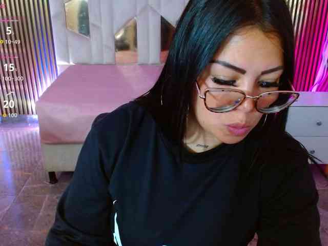 martina-tay webcam