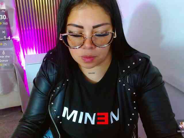 martina-tay