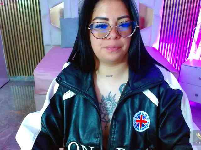martina-tay webcam