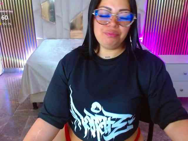 martina-tay