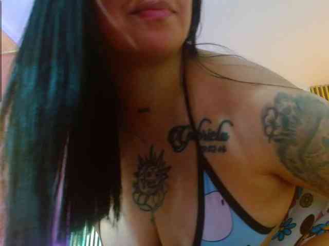 martina-tay webcam