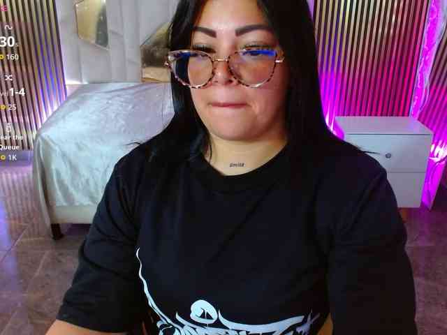 martina-tay