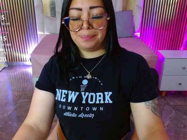 martina-tay webcam
