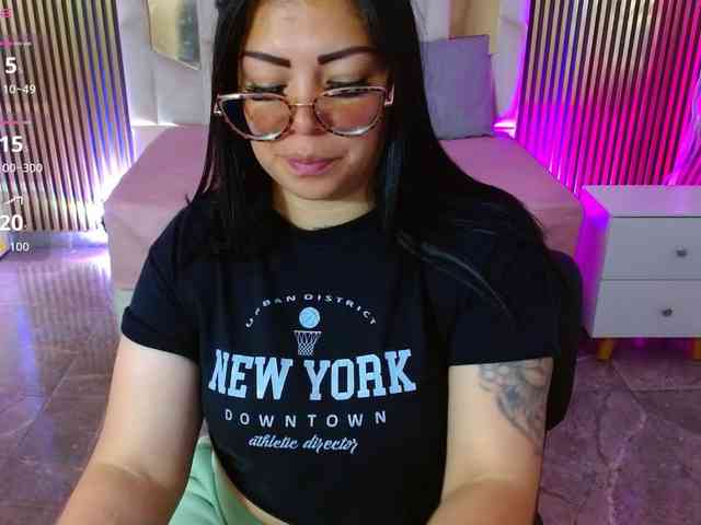 martina-tay webcam