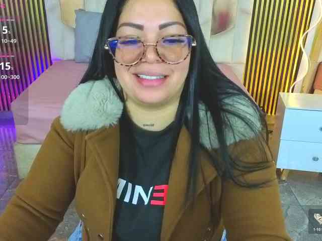 martina-tay webcam