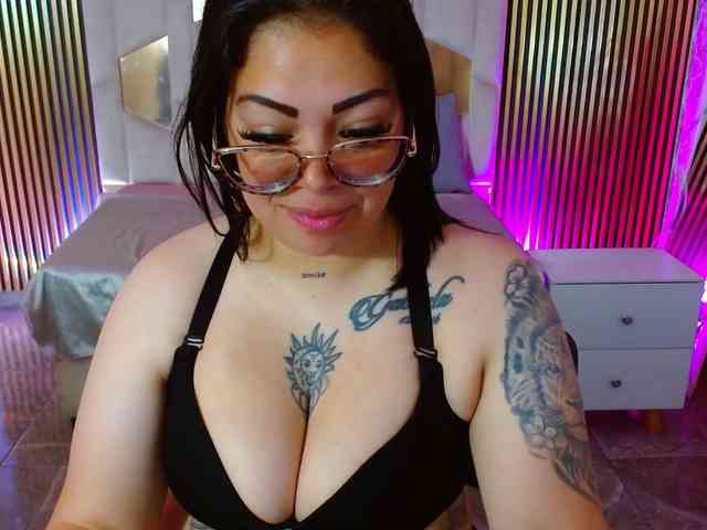 martina-tay webcam