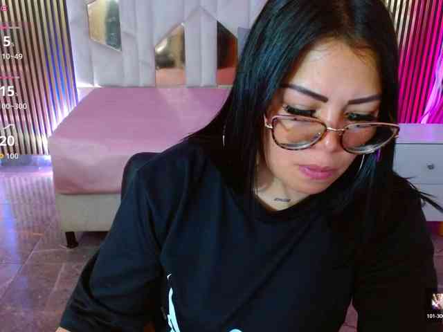 martina-tay webcam